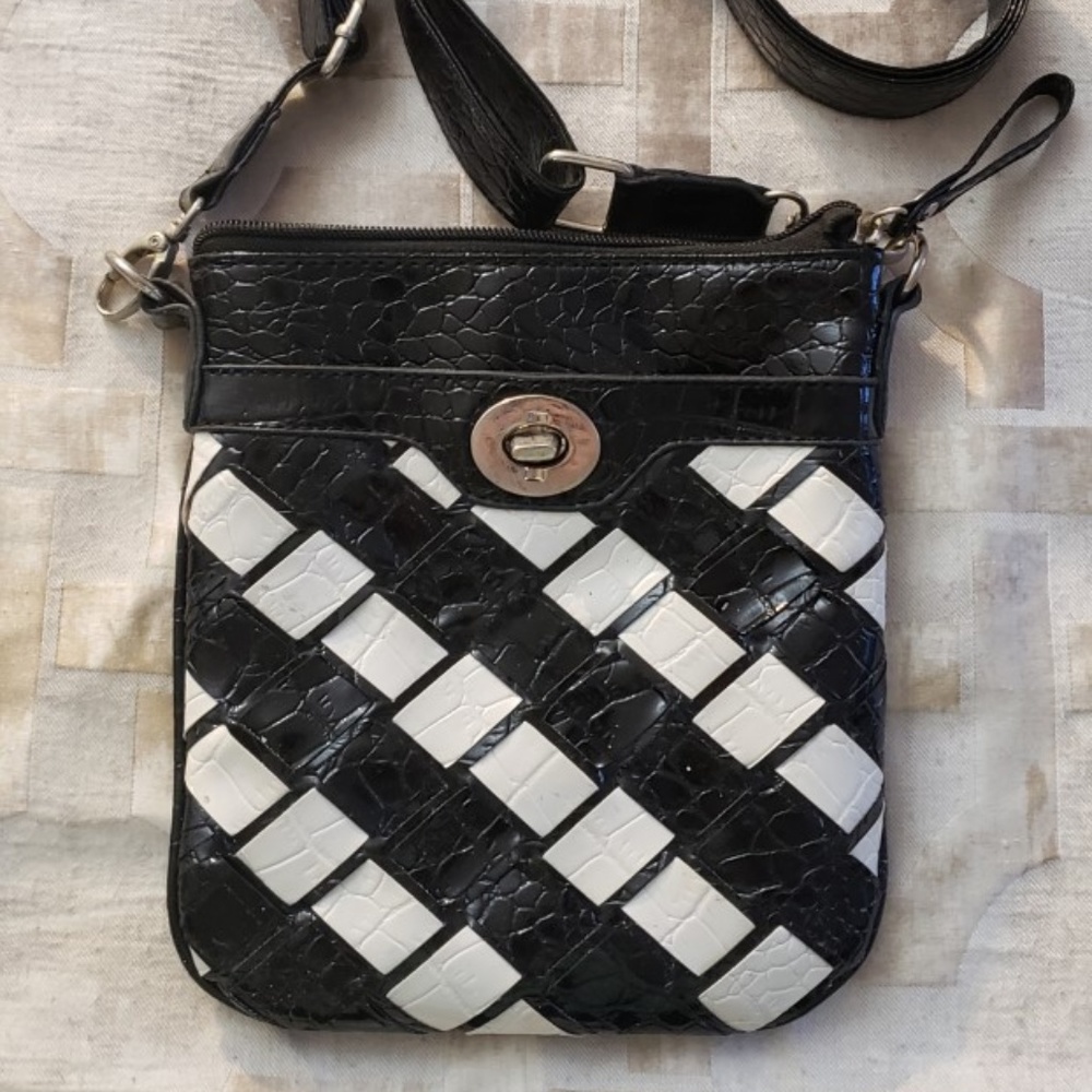 LA DIVA ITALIAN LEATHER BAG